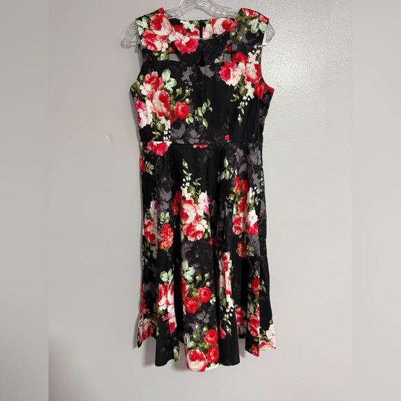 Women's Summer Printed Dress Sleeveless Retro Dress Medium Length Dress - Picture 4 of 10